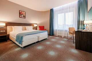 Гостиница Аквамарин Курск Двухместный номер Делюкс с 1 кроватью или 2 отдельными кроватями-1